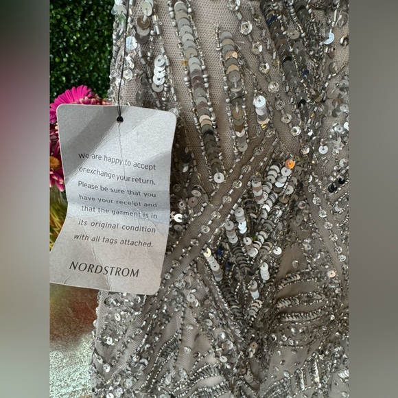 NWT Adrianna Papell silver beaded gown - Picture 11 of 12